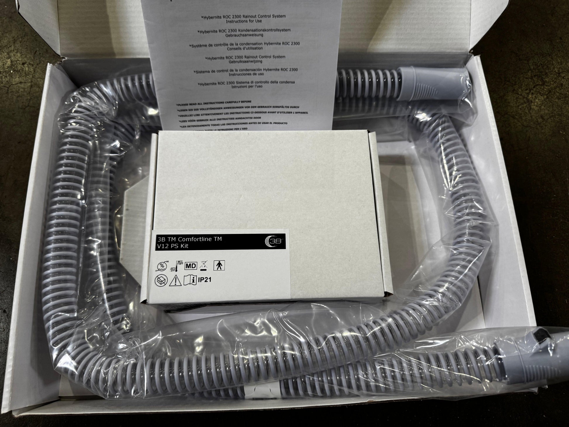 NEW 3B React ComfortLine Heated Tubing Kit (6 Foot) 3BCL-1000 with 3B V12 AC Power Supply MPN HHU19018BT0033CK UPC 05404013000104 - MBR Medicals