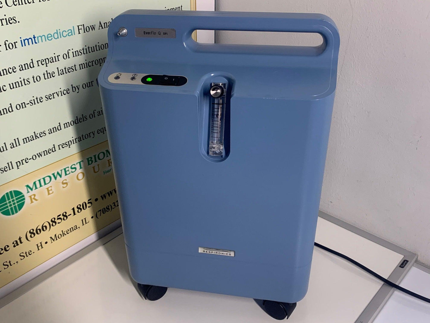 Refurbished Philips Respironics EverFlo Q Oxygen Concentrator with OPI 1020014 - MBR Medicals