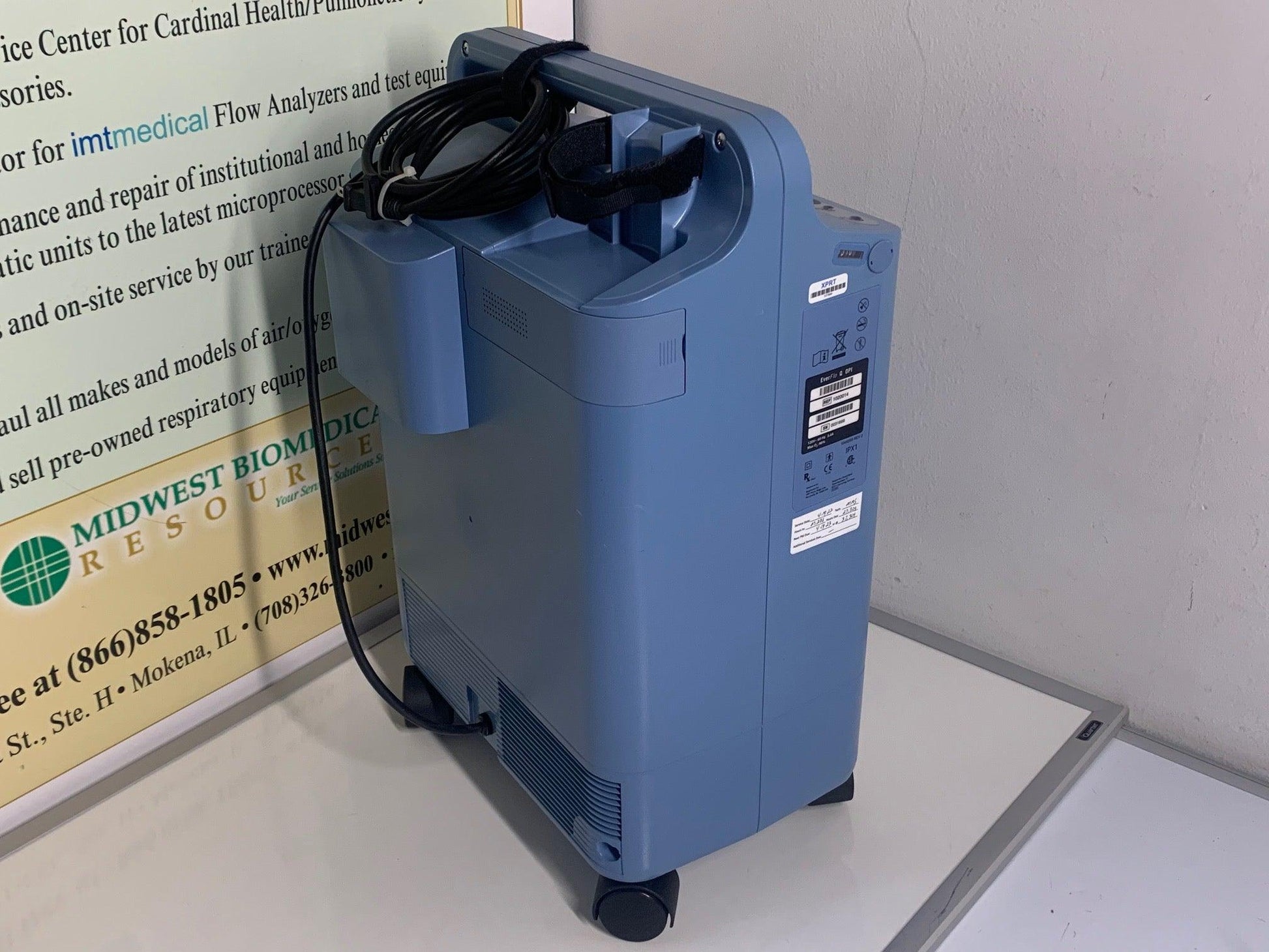 Refurbished Philips Respironics EverFlo Q Oxygen Concentrator with OPI 1020014 - MBR Medicals