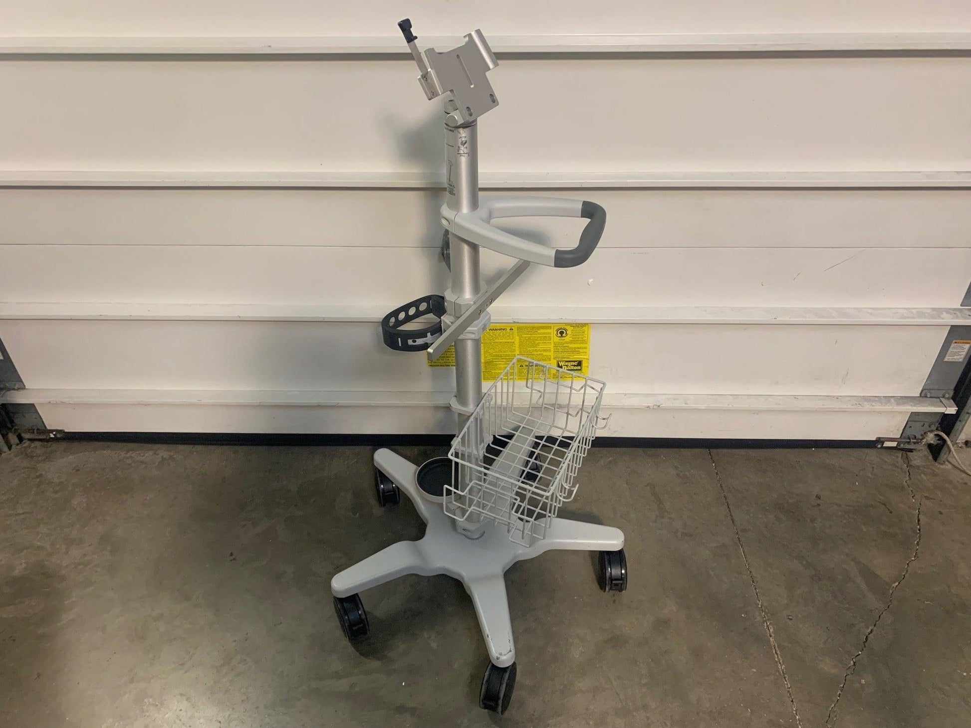 USED Breas HDM Vivo 50 60 65 GCX Trolley Stand 005051 - MBR Medicals