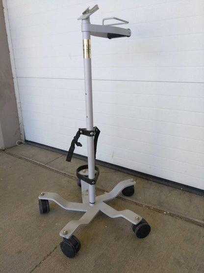 USED CareFusion Pulmonetics Ventilator LTV Floor Stand W/ Oxygen Cylinder Ring 10611 Warranty FREE Shipping - MBR Medicals